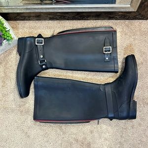 Rain boots size 9